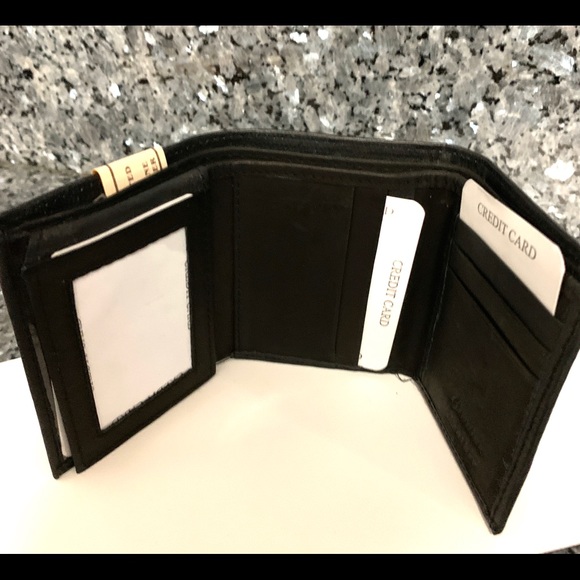 Man’s leather wallet - Picture 2 of 2